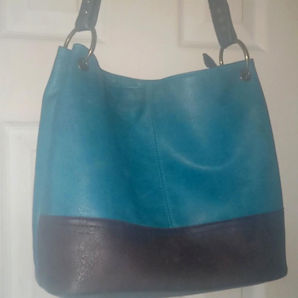 Montana west turquoise/brown 2 tone like new shoulder purse